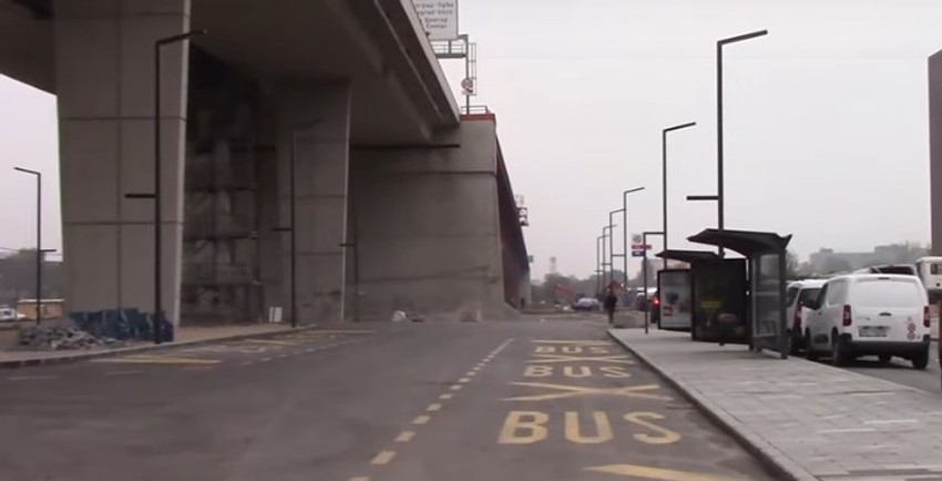 Okretnica autobusa ispod Gazele