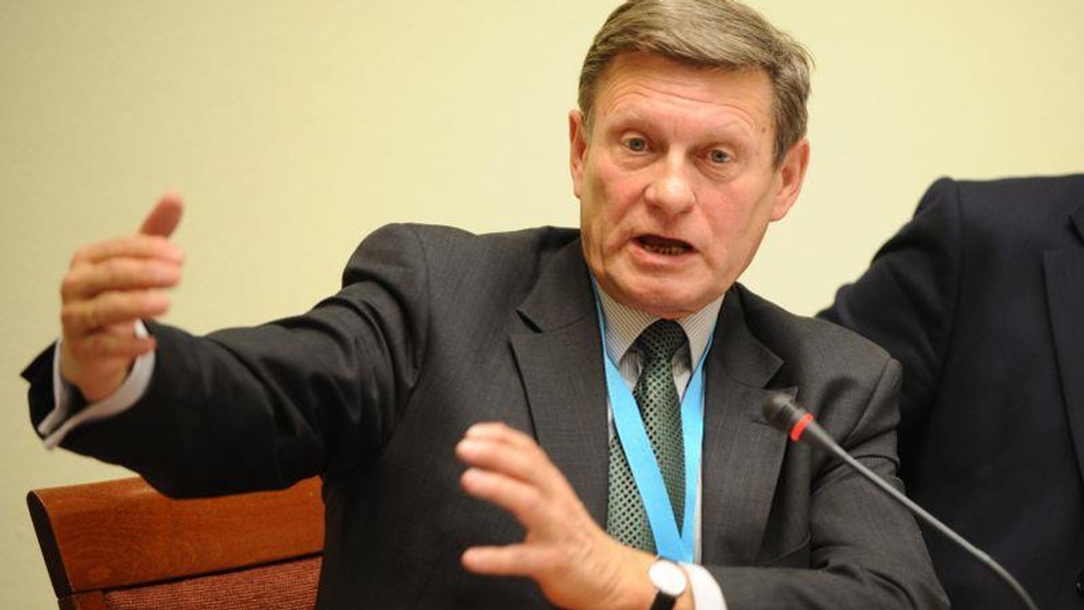 balcerowicz znów bez okularów