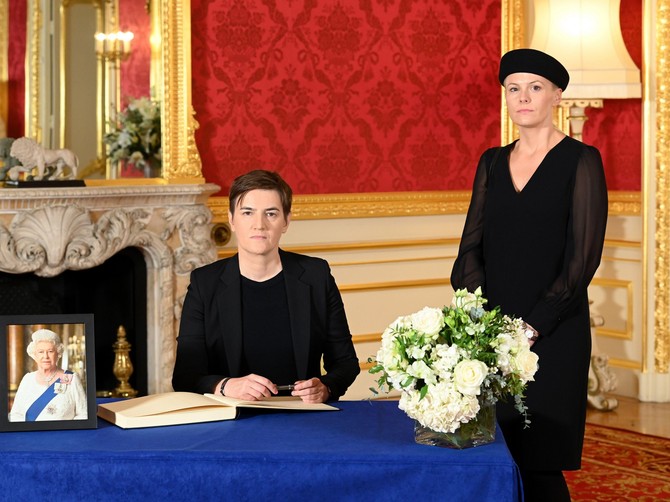 Ana Brnabić i njena partnerka Milica Đurđić