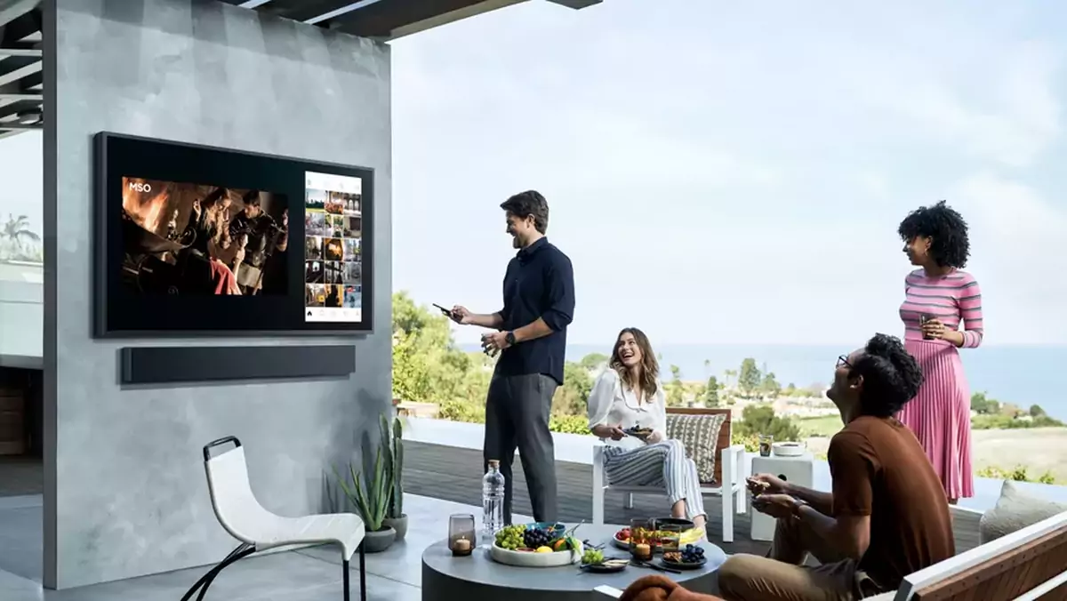 Samsung Terrace - nowy telewizor 4K do oglądania telewizji na zewnątrz.  Znamy ceny