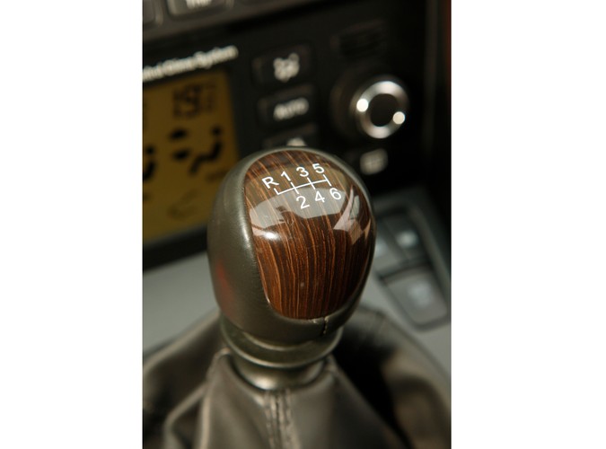 Croma to powrót Fiata do ligi passata i mondeo, w której notabene nigdy nie udało się zabłysnąć producentowi znanemu z fenomenalnych aut miejskich. Niestety i w tym przypadku włoska koncepcja limuzyny nie przypadła do gustu klientom. Sprawdzamy, w czym tkwi problem...