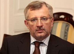 Europoseł SLD: Hucpa z agentem Tomkiem w roli głownej