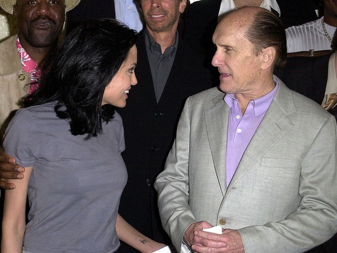 Anđelina Džoli i Robert Duval  na premijeri filma "Gone in 60 Seconds" 2000. u Los Anđelesu