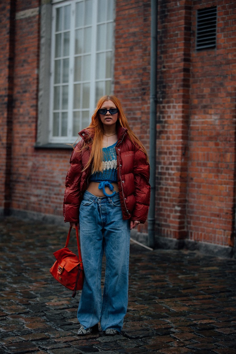 Egy overzized dzseki összetartja a stílusod, minden nap felvehető, sokféle stylinggal viselhető, tehát megéri a befektetést! Hord sok-sok éven keresztül! CPHFW AW22