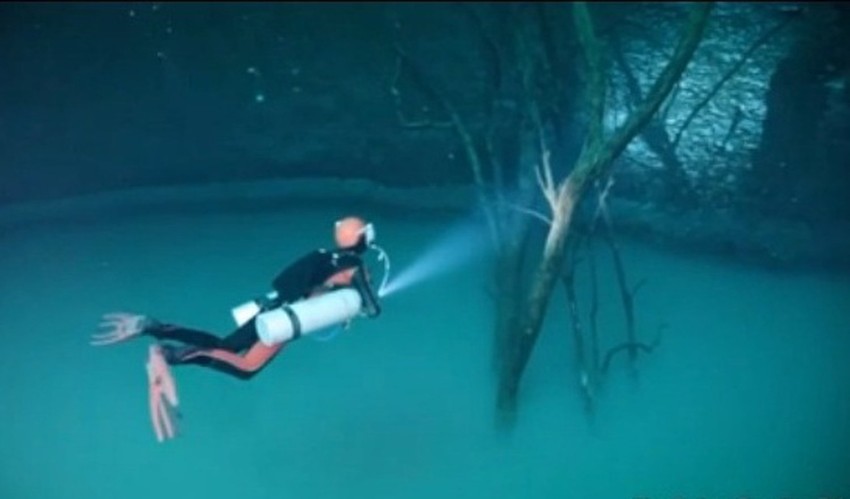 Granje se uzdiže iz dubine