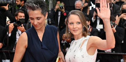 Jodie Foster z żoną na czerwonym dywanie