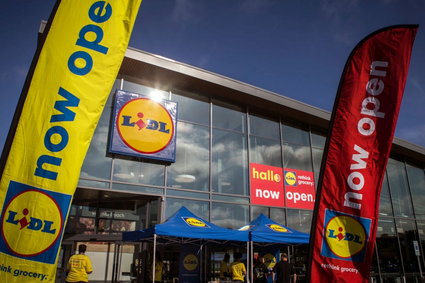 Lidl właśnie zawitał za ocean. A tamtejszy konkurent już chce mu popsuć szyki