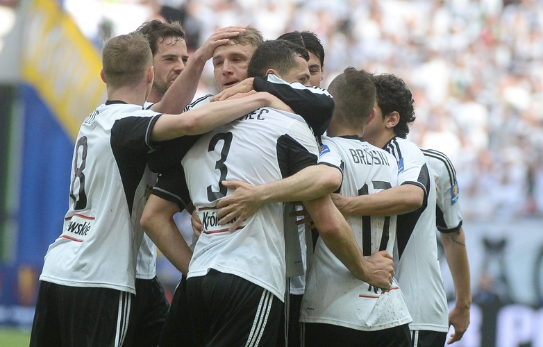 Puchar Polski w rękach piłkarzy Legii. Lech przegrał w finale 1:2