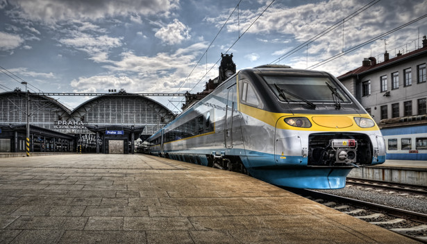 Pendolino sterowane przez telefon. "Cofamy się do czasów Klossa"