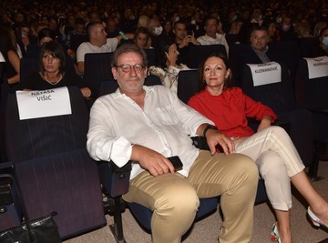 "Ne popuštam i ne povlađujem im" Boda Ninković o ĆERKAMA koje nisu krenule njegovim stopama, a evo zašto MLAĐA ne boravi u Srbiji 