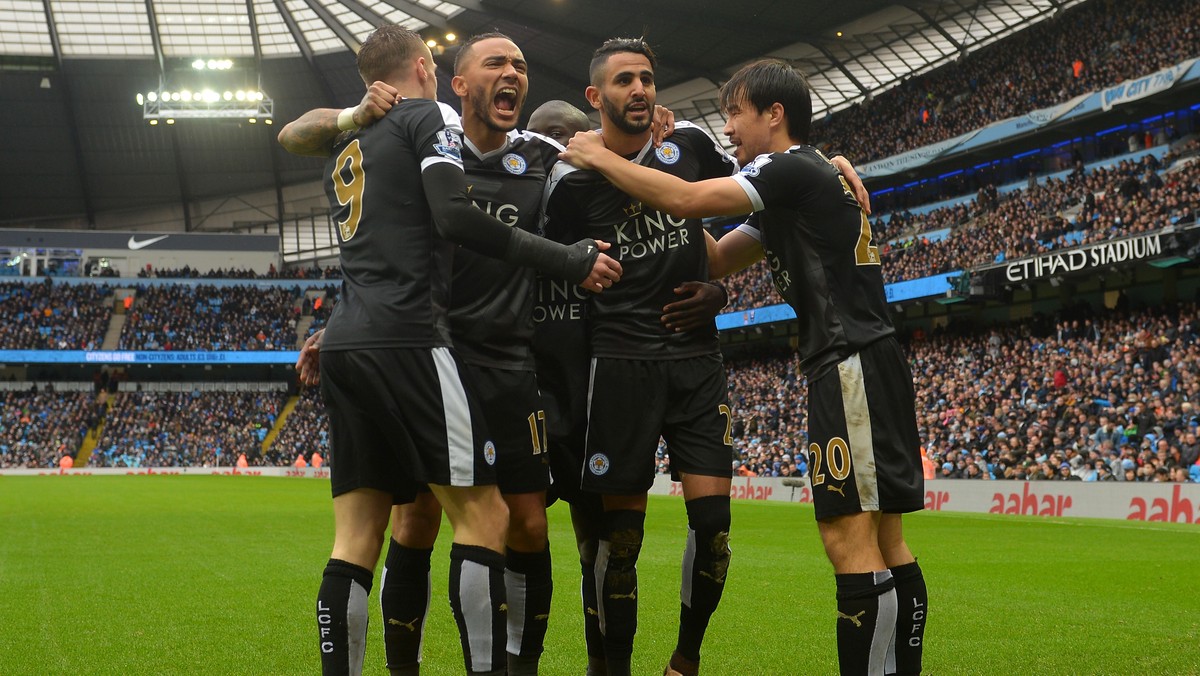 Lider Premier League Leicester City, w przeciwieństwie do konkurentów do mistrzostwa, może skupić się tylko na lidze, bo w innych rozgrywkach zakończył już udział. Najbliższą kolejkę angielskiej ekstraklasy poprzedziły spotkania w europejskich pucharach. Drużyna Lisów przystąpi do najbliższego meczu z Norwich City wypoczęta.