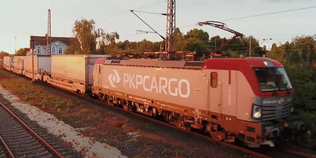 PKP Cargo chce wozić stałe transporty żywności do Chin. Pociągi z kontenerami mają jeździć zgodnie z rozkładem.