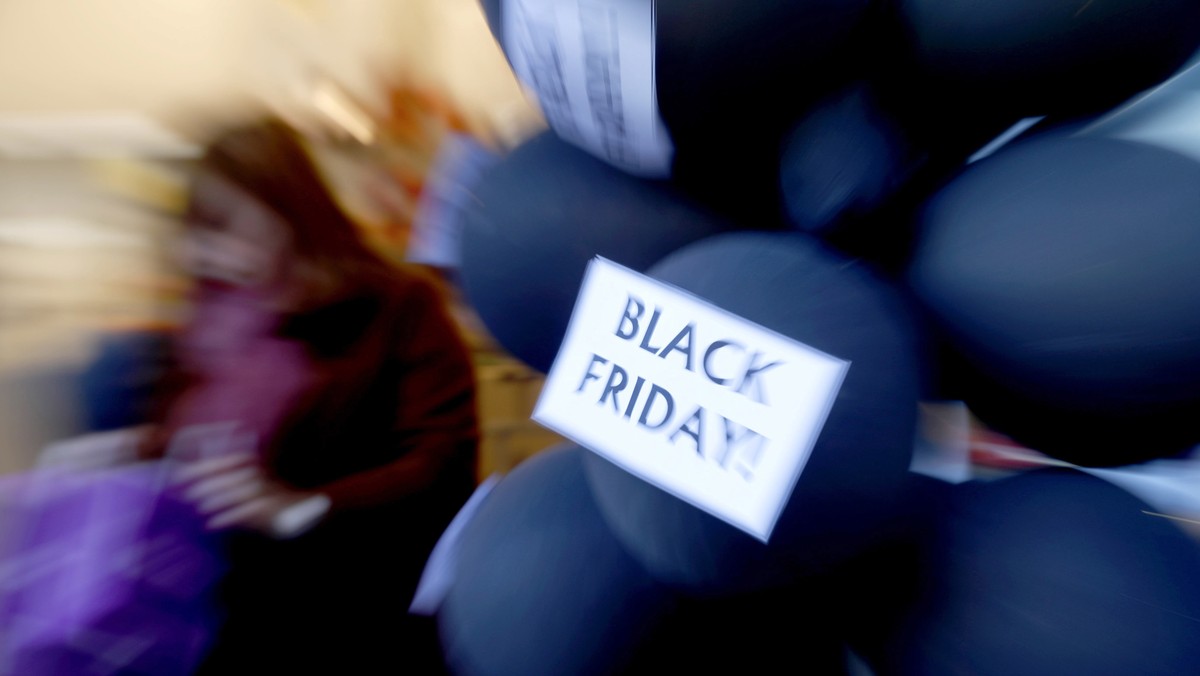 Black Friday 2019. Jak oszukują nas sklepy podczas Czarnego Piątku?