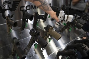 Norwegia ma podobny poziom posiadania broni, co USA. Dlaczego nie ma tam tylu strzelanin?