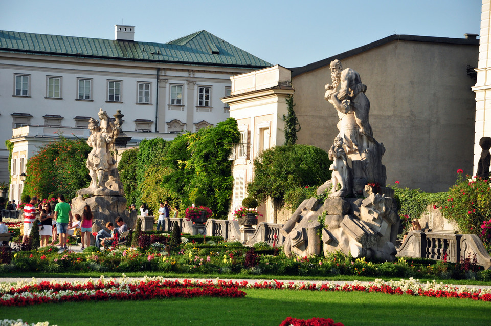 Kompleks pałacowo-ogrodowy Hellbrunn w Salzburgu