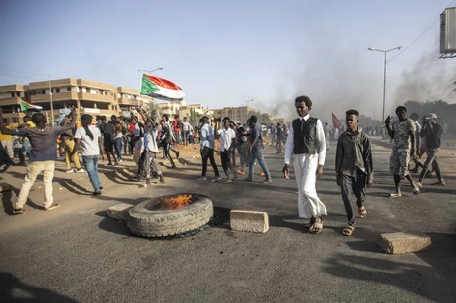 Protest protiv okvirnog sporazuma potpisanog između vojske i civila u Sudanu