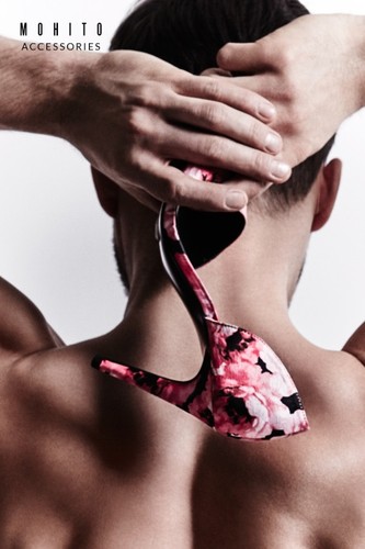 Rafał Maślak w kampanii Mohito Accessories