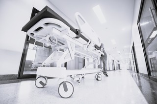 Restrukturyzacja szpitali pozwoli nie płacić lekarzom?