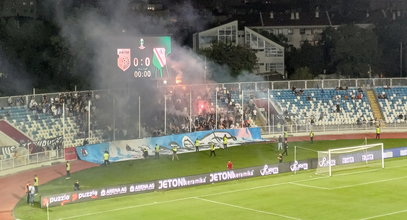 Żenujące zachowanie kibiców na meczu Drita - Legia. Przekroczyli wszelkie granice!