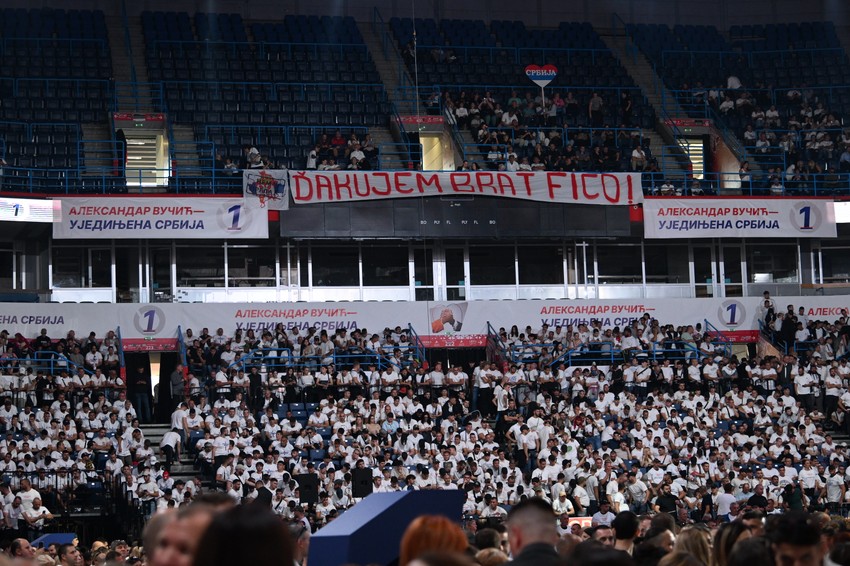 Skup SNS u Beogradskoj areni
