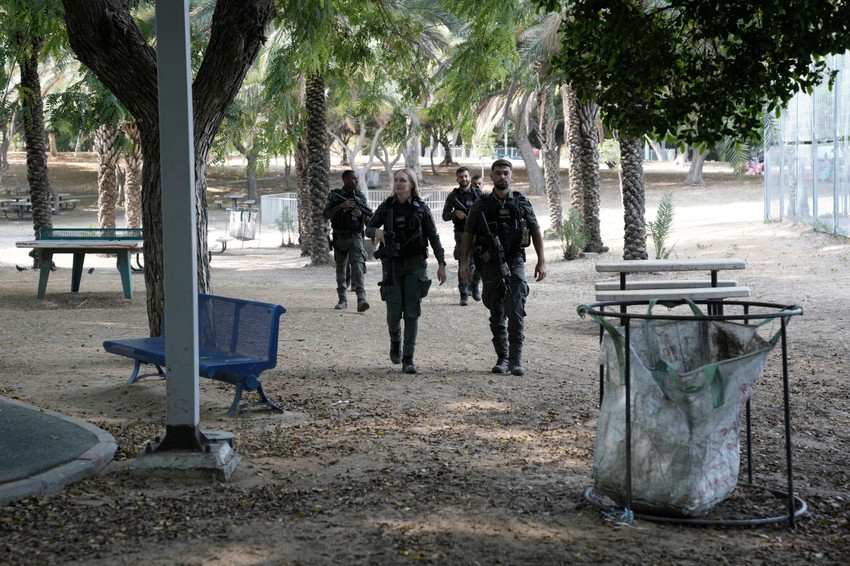 Napad nožem u Holonu