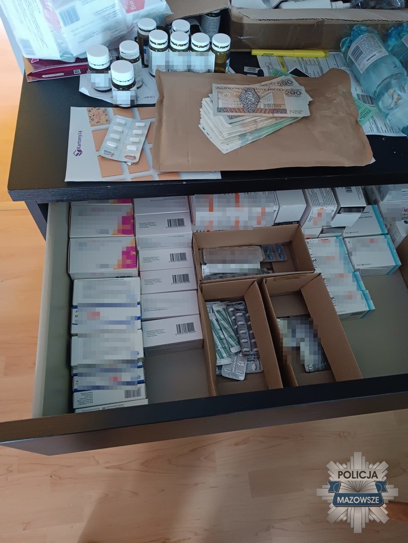 Akcja policji przeciw handlarzom opioidów
