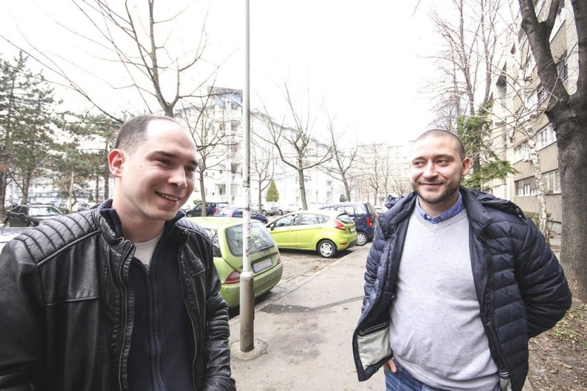 Kućepazitelji: Dušan Jakšić i Dominik Vučenić