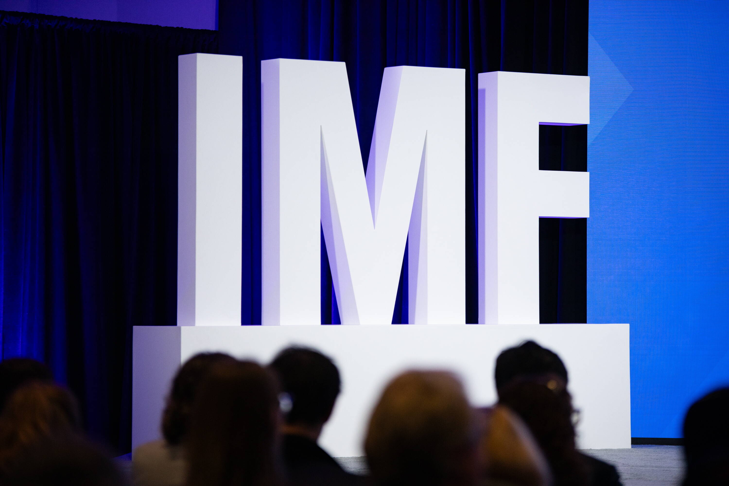 Mimo rosyjskich ataków: MFW zgadza się na 8,2 mld dolarów dla Ukrainy