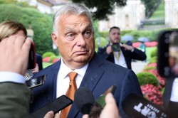 Orban ma kłopoty. "Cios dla dochodów ludzi premiera z szarej strefy"