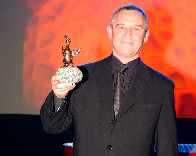 Kondrat ze Złotą Kaczką przyznawaną przez czytelników miesięcznika 'Film'
