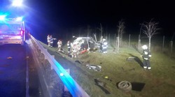 Bentley dachował na S7. Media: Zginął milioner z Warszawy