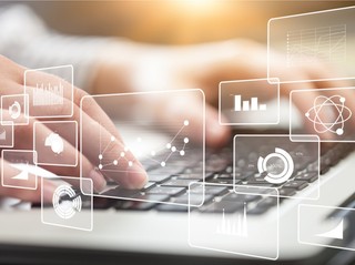 Komornicy coraz bliżej informatyzacji. Oto co się zmieni od września