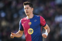 Robert Lewandowski naciska na trenera Barcelony. Chodzi o Wojciecha Szczęsnego