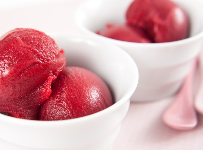 Kolorowe lody mogą uczulać