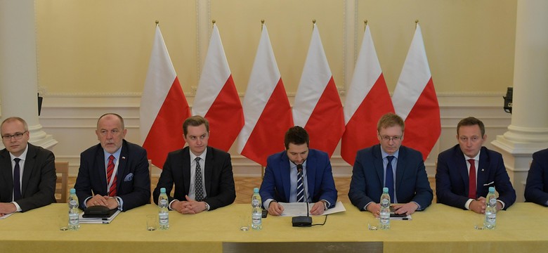 Komisja weryfikacyjna po raz kolejny zaprasza Hannę Gronkiewicz-Waltz. Zajmie się też trzema kamienicami