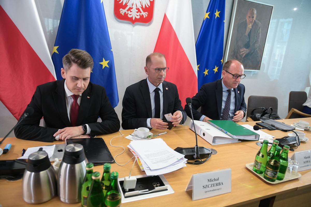 Obajtek postawił na swoim. Nie stawił się przed komisją śledczą ds. afery wizowej