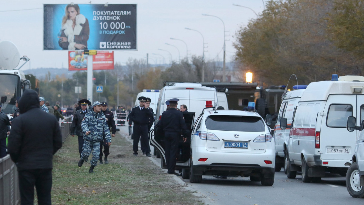 O zorganizowanie poniedziałkowego zamachu bombowego w Wołgogradzie, na południu Rosji, podejrzewany jest pochodzący z regionu moskiewskiego ekstremista islamski Dmitrij Sokołow - informują media w Rosji, powołując się na źródła w organach ścigania.