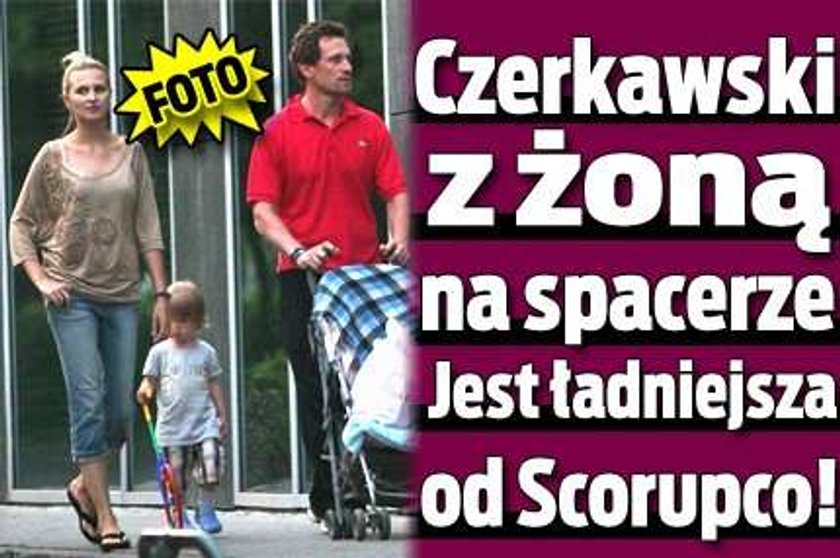 Czerkawski z żoną na spacerze. Jest ładniejsza od Scorupco! Foto