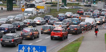 To już nie jest śmieszne. Kierowcy znowu oberwą po kieszeni!