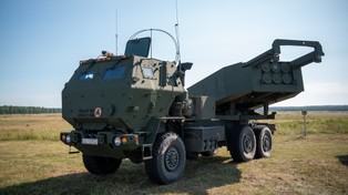 Drogocenny HIMARS zniszczony przez taniego drona! Dlaczego Ukraina ryzykuje tak cennym sprzętem?