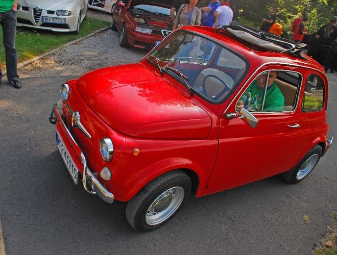 Perły dawnej i współczesnej włoskiej motoryzacji zjechały z całej Polski w jedno miejsce na dwa dni święta pasjonatów włoskiego stylu życia i motoryzacji