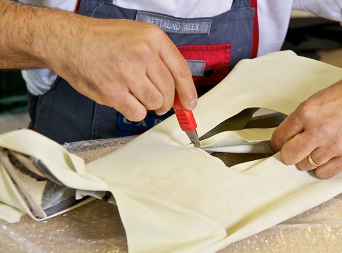 Specjalnie przygotowana 'otwarta' wersja Lexusa LS 600h L będzie oficjalnym królewskim pojazdem nowożeńców podczas ceremonii zaślubin jego wysokości księcia Monako Alberta II z panną Charlene Wittstock, która odbędzie się w sobotę, 2 lipca 2011 r.