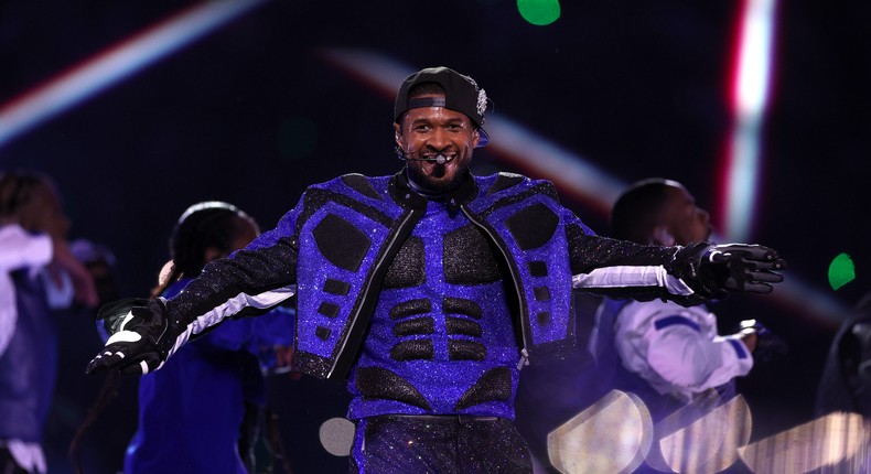 The best memes from Usher's Super Bowl halftime show | Business Insider ...
