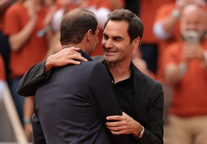 "Da li je Nadal zdrav?" Rafa se slikao sa Federerom njegov izgled svi komentarišu