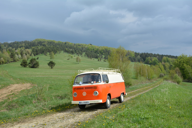 Volkswagen T2b furgon