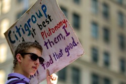 Pandemia pogłębiła nierówności. Największe fortuny zwiększyły się o 1,8 bln dol.