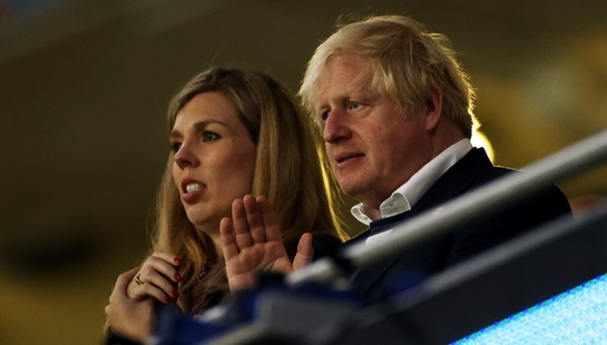 Boris Johnson chce zakazów stadionowych dla osób, które obrażają piłkarzy w internecie