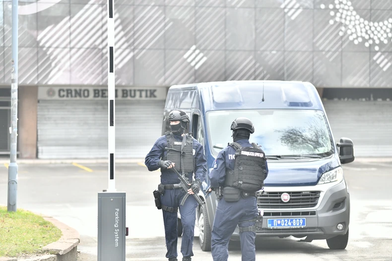 Policija na stadionu Partizana