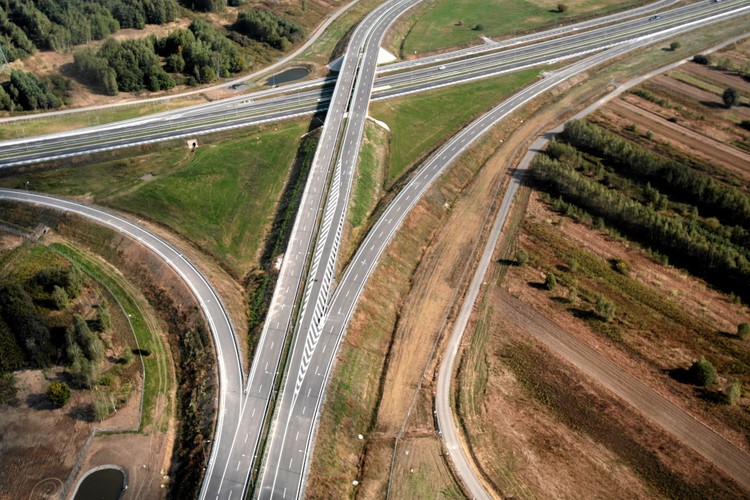 Obwodnica Lublina będzie drogą ekspresową klasy S. Będzie można się do niej dostać tylko poprzez bezkolizyjne skrzyżowania dwupoziomowe (węzły).
