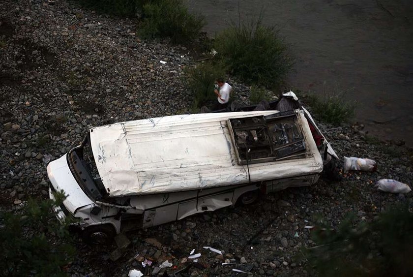 autobus, ofiary, wypadek, Albania